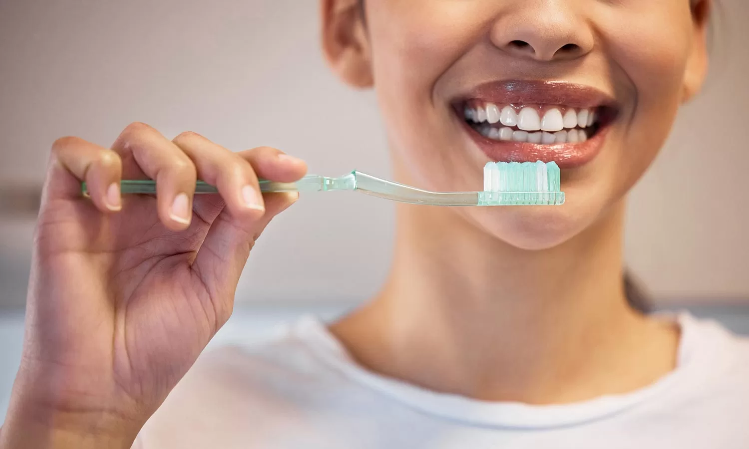 Tips for Effective Teeth Cleaning at Home