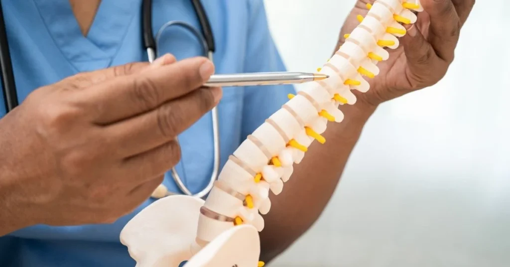 3 Reasons To Visit a Spine Neurosurgeon