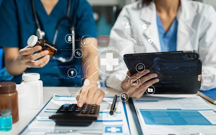 How Pain Specialists Use Technology to Improve Patient Outcomes